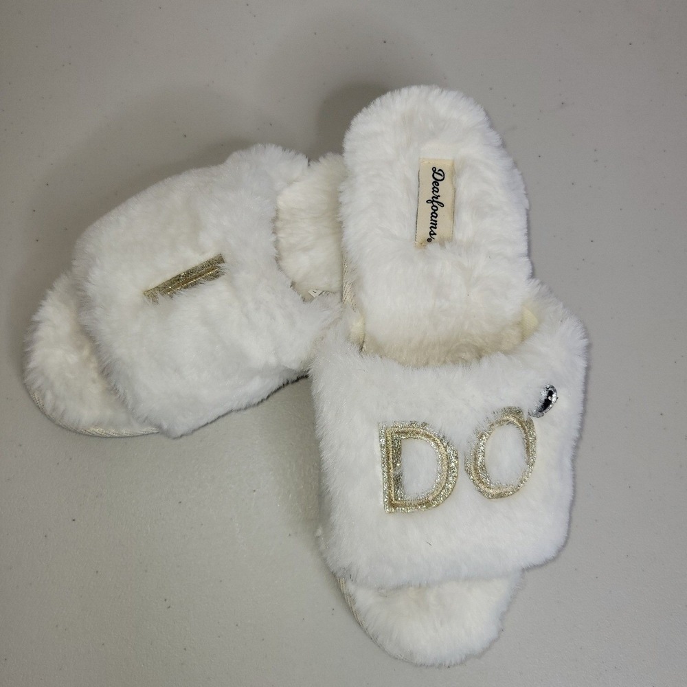 Dearfoams White Faux Fur "I Do" Bridal Shower Wedding Slippers